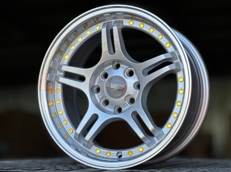 Литые диски Литые диски SSR SILVER FACE 15” 5x100 ET35 7J D73.1