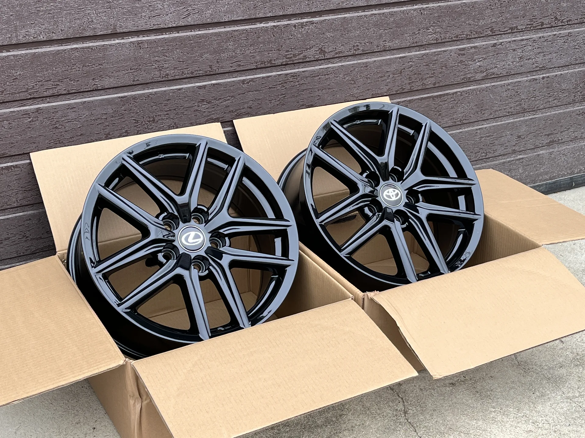 Koko 333 OEM R17 7.5х17 5*114.3 ET35 DIA60.1 Black (FB) Литой