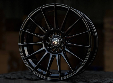 Литые диски OZ RACING GLOSS BLACK 18” 5x105/5x114.3 ET38 8J D73.1