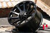 Комплект дисков Black Rhino Sidewinder 18x9 et25 5x150
