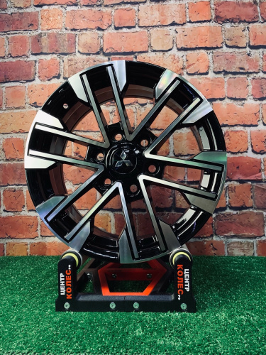 Mitsubishi 18/7.5j 6x139.7 ET30 D67,1
