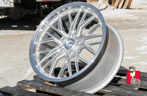 Комплект дисков Vossen 3323 FlowForm 18x8.5 et35 5x114.3 d73.1
